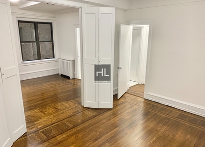 West 55 Street - Photo 1