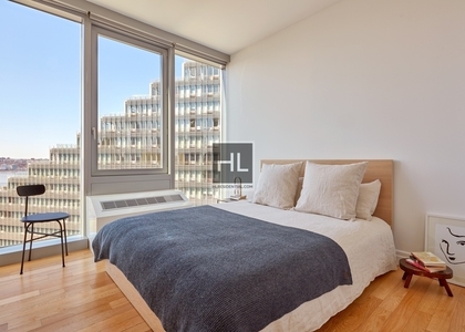 West 54th Street - Photo 1