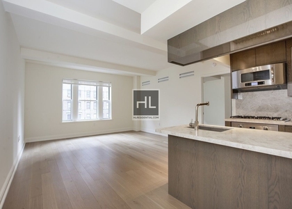 West 86 Street - Photo 1