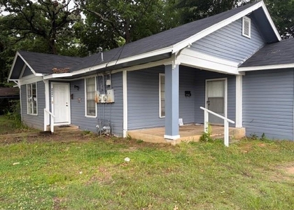 2909 Bonham Street - Photo 1