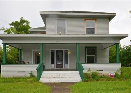 1402 E Chaffin Street - Photo 1