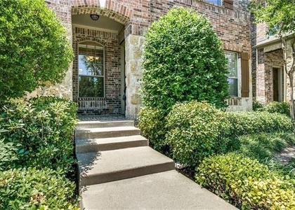 8613 Empire Boulevard - Photo 1