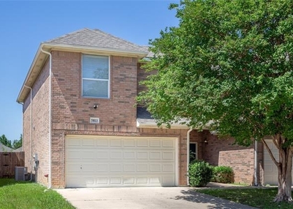 5813 Blackmon Court - Photo 1