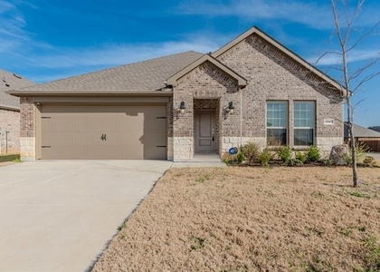 2902 Trusting Way - Photo 1