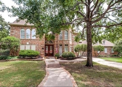 810 Pearl Drive - Photo 1