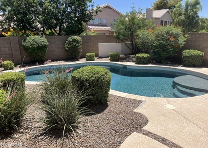 1181 W Goldfinch Way - Photo 1