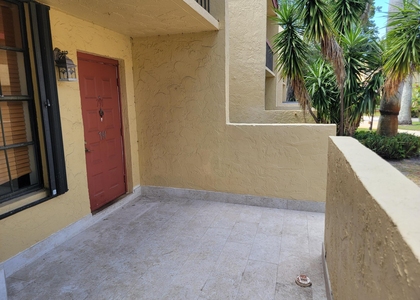 791 Se 1st Way - Photo 1