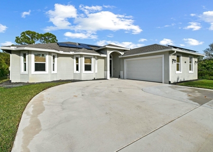 3214 Sw Constellation Road - Photo 1