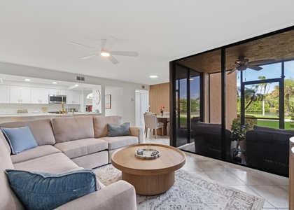 2455 Lindell Boulevard - Photo 1