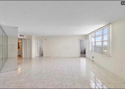 2750 Ne 183rd Street - Photo 1