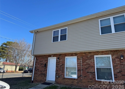 2335 Carmine Street - Photo 1