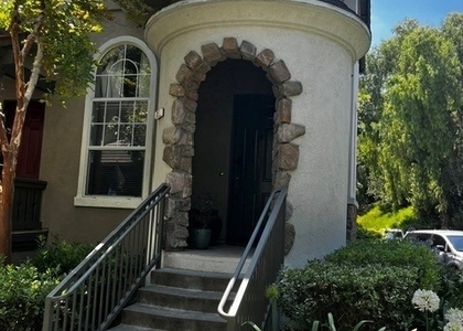 2 Benchmark - Photo 1