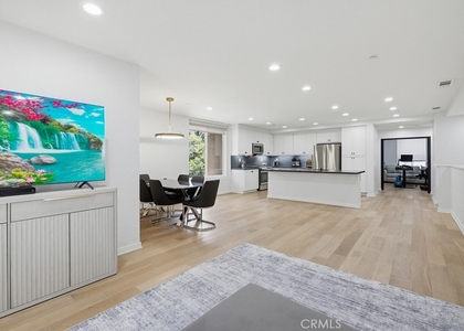 503 Rockefeller - Photo 1