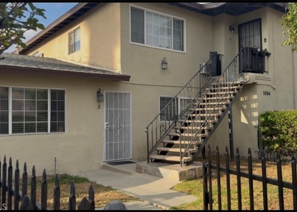 1064 Waters - Photo 1