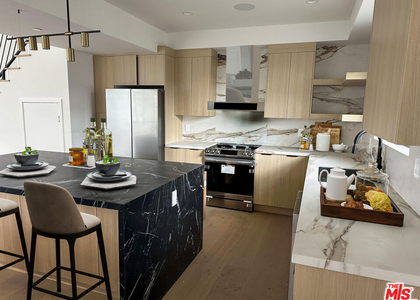 1900 20th Street - Photo 1