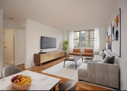 East 29th Street - Photo 1