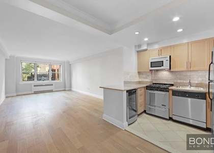 Park Avenue - Photo 1