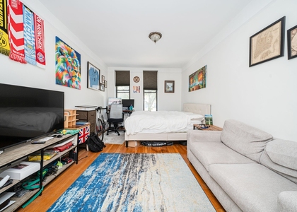 344 W 17th Street - Photo 1
