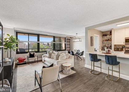 5500 Holmes Run Parkway - Photo 1