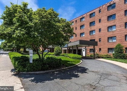 3515 Washington Boulevard - Photo 1