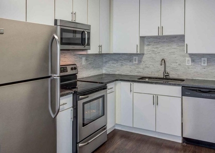 201 S 25th Street - Photo 1