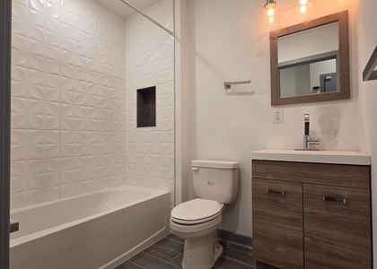 417 W Berks Street - Photo 1