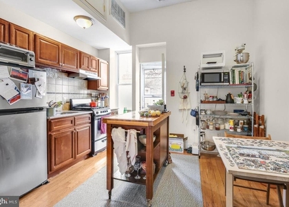 3017 W Girard Avenue - Photo 1
