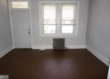 124 Knox Street - Photo 1