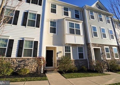 6 Manchester Drive - Photo 1