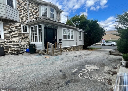 16 Windsor Avenue - Photo 1