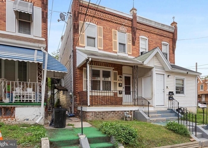 428 Penn Street - Photo 1