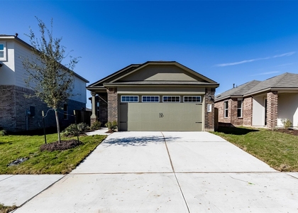 318 Canley Loop - Photo 1