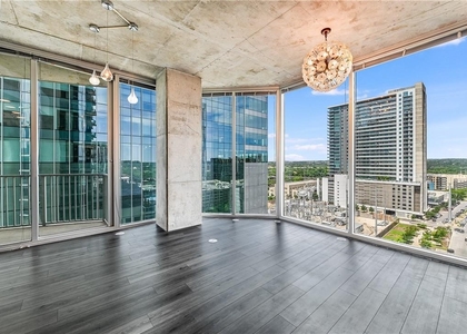 360 Nueces St - Photo 1