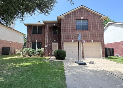 2211 Bent Bow Dr - Photo 1