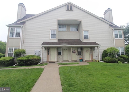 262 Andover Place - Photo 1