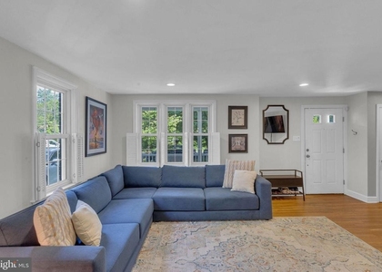 247 Lawnside Avenue - Photo 1