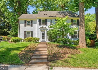 7014 Beechwood Drive - Photo 1