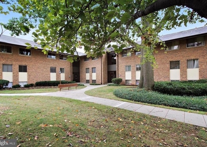 18730 Walkers Choice Road - Photo 1