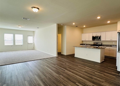 108 Pronghorn St - Photo 1