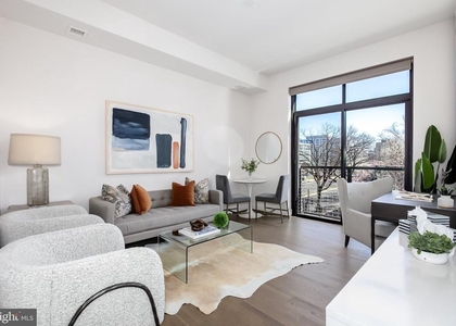525 Water Street Sw - Photo 1