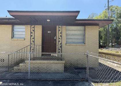 740 Ernona Street - Photo 1
