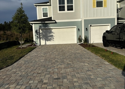 545 Brandon Lakes Drive - Photo 1