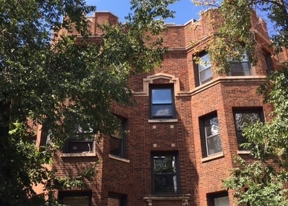 640 W Roscoe Street - Photo 1