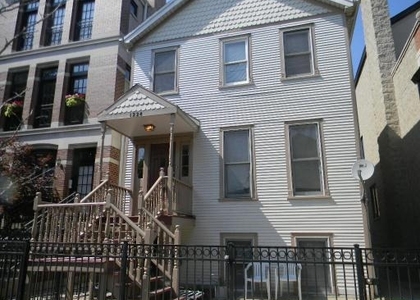 1224 W Melrose Street - Photo 1