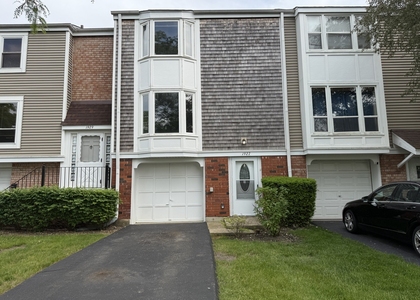1927 Governors Lane - Photo 1