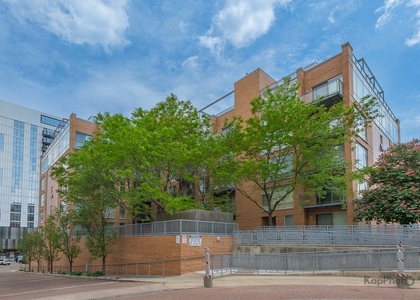 1720 Oak Avenue - Photo 1