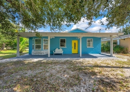 2750 Manorca Avenue - Photo 1