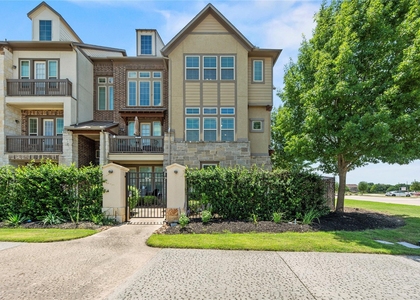 9679 Towne Lake Parkway - Photo 1