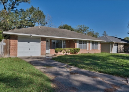 5210 De Lange Lane - Photo 1