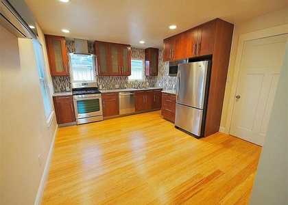 104 Stratford - Photo 1